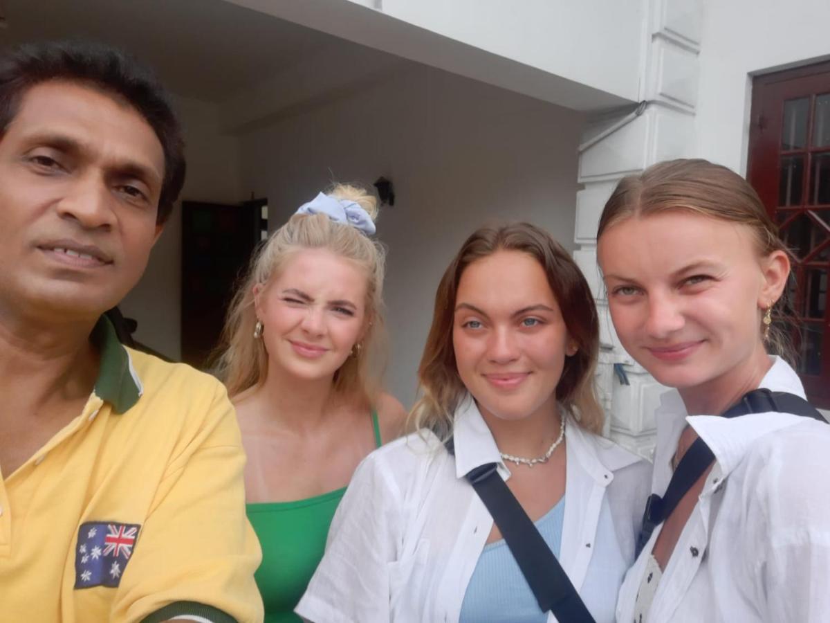 Antique Tourists Lodge Kandy Dış mekan fotoğraf