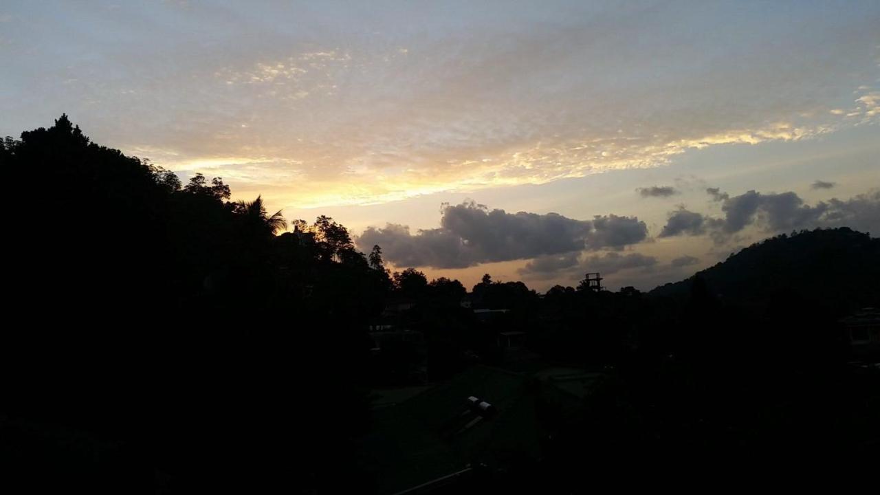 Antique Tourists Lodge Kandy Dış mekan fotoğraf